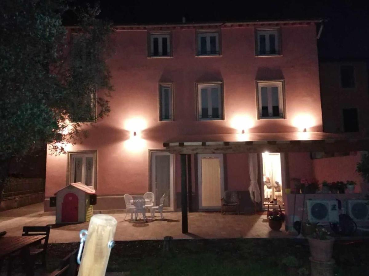 B&B La Rosa Nel Verde Lukka Zewnętrze zdjęcie