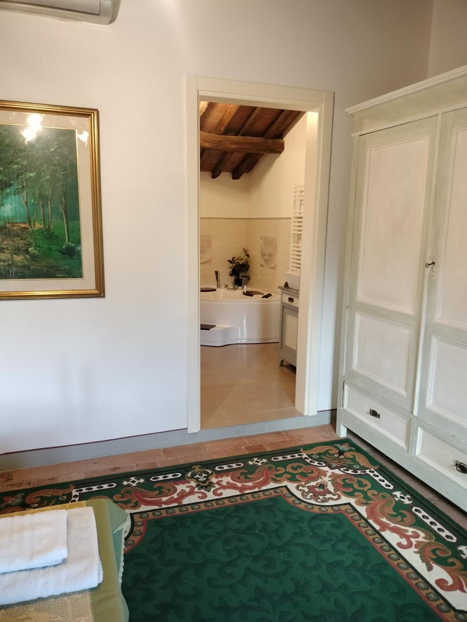 B&B La Rosa Nel Verde Lukka Zewnętrze zdjęcie