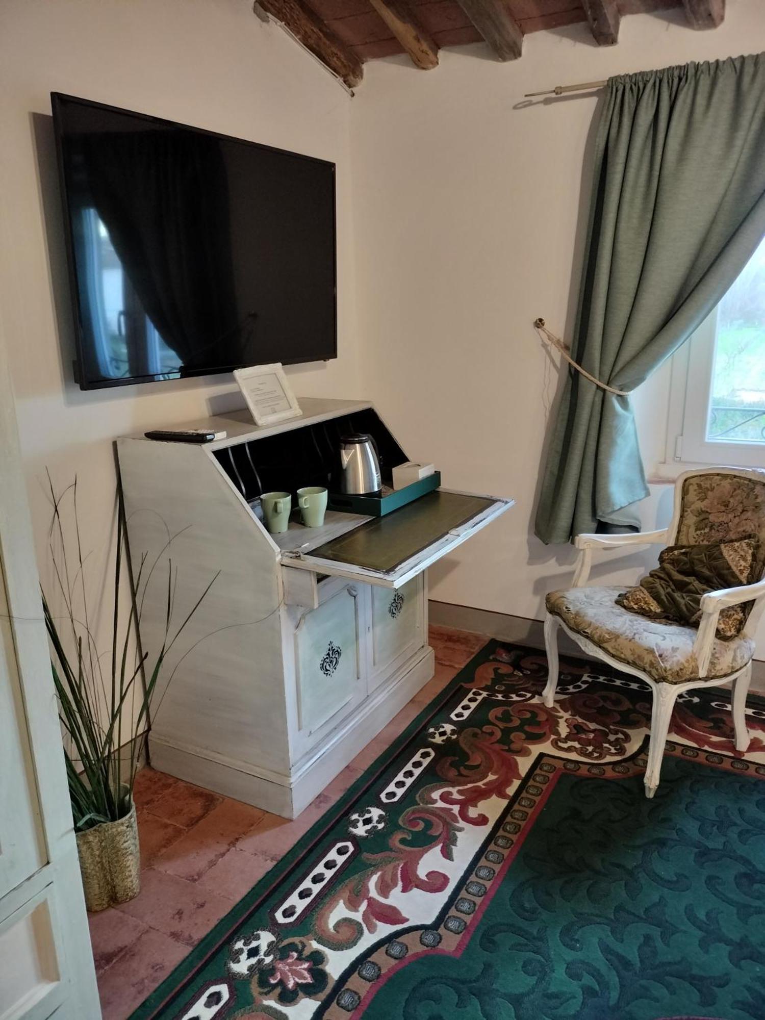 B&B La Rosa Nel Verde Lukka Zewnętrze zdjęcie